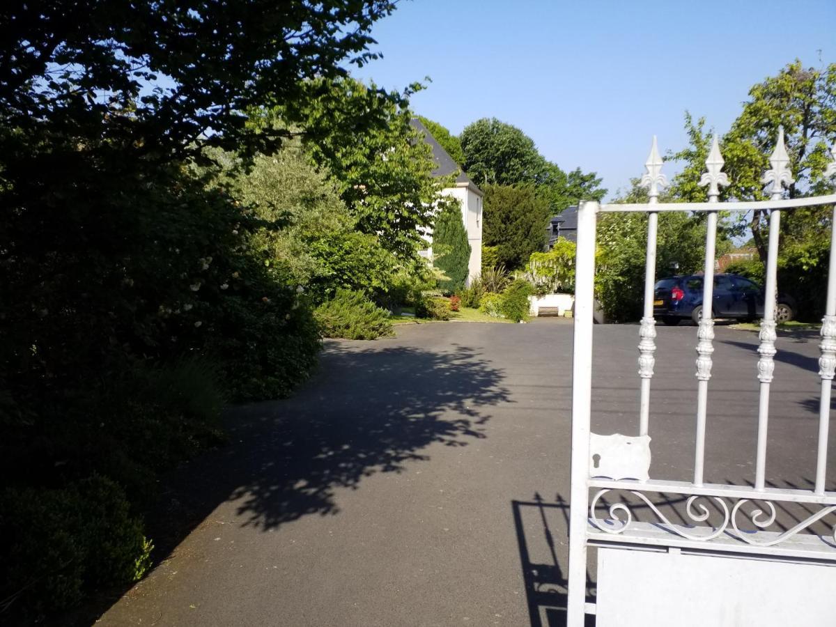 Appartements Et Gite Les Hauts De Sophia Trouville-sur-Mer Ngoại thất bức ảnh