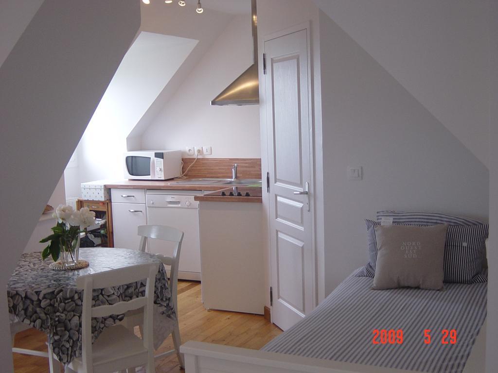 Appartements Et Gite Les Hauts De Sophia Trouville-sur-Mer Ngoại thất bức ảnh