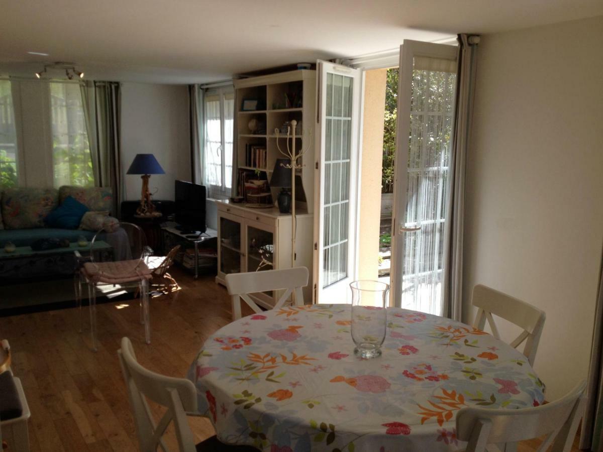 Appartements Et Gite Les Hauts De Sophia Trouville-sur-Mer Ngoại thất bức ảnh