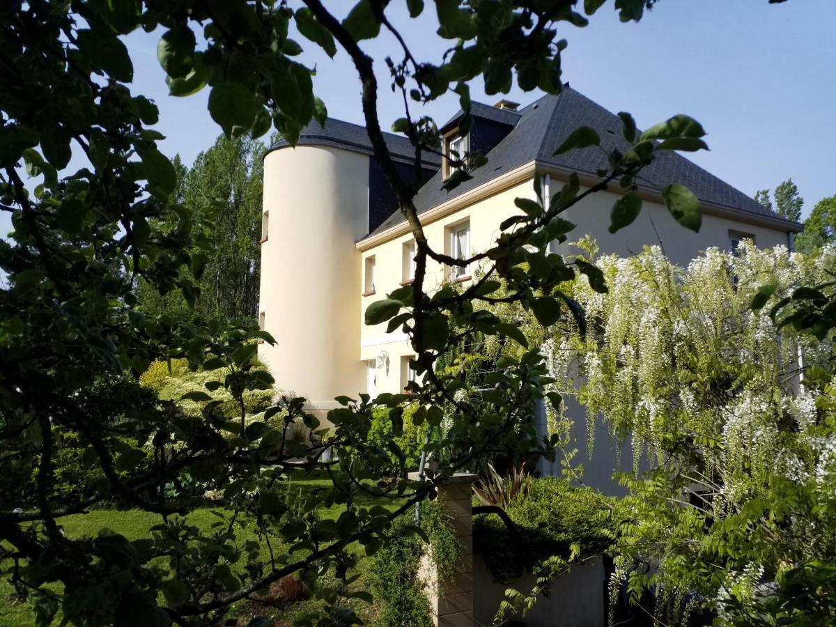 Appartements Et Gite Les Hauts De Sophia Trouville-sur-Mer Ngoại thất bức ảnh